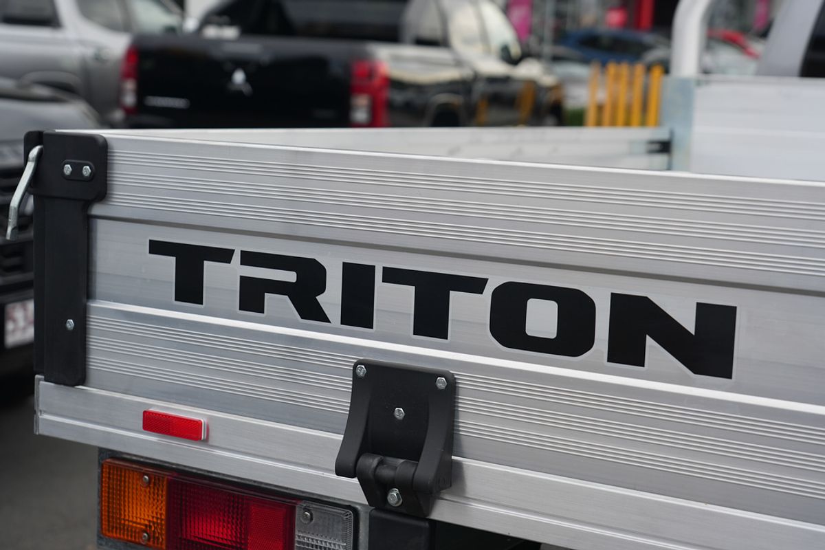 2025 Mitsubishi Triton GLS MV 4X4