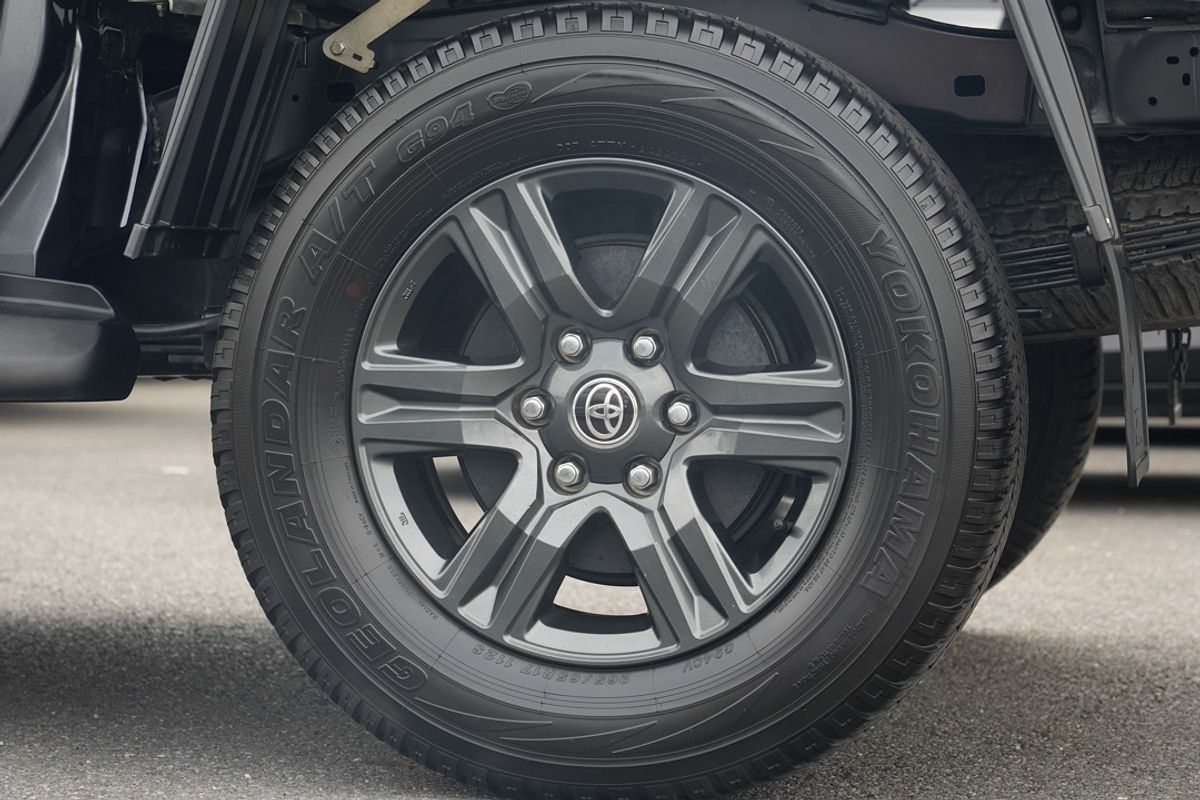 2023 Toyota Hilux SR GUN126R 4X4