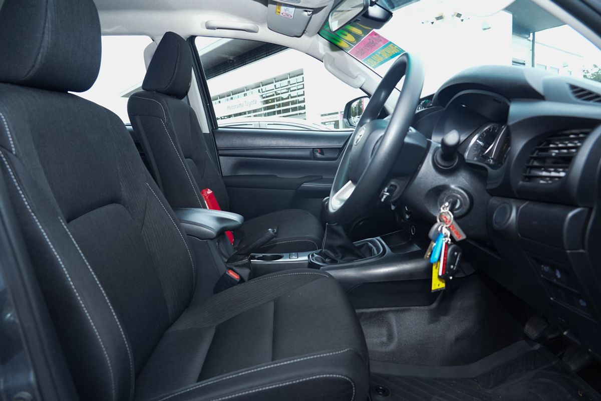 2023 Toyota Hilux SR GUN126R 4X4