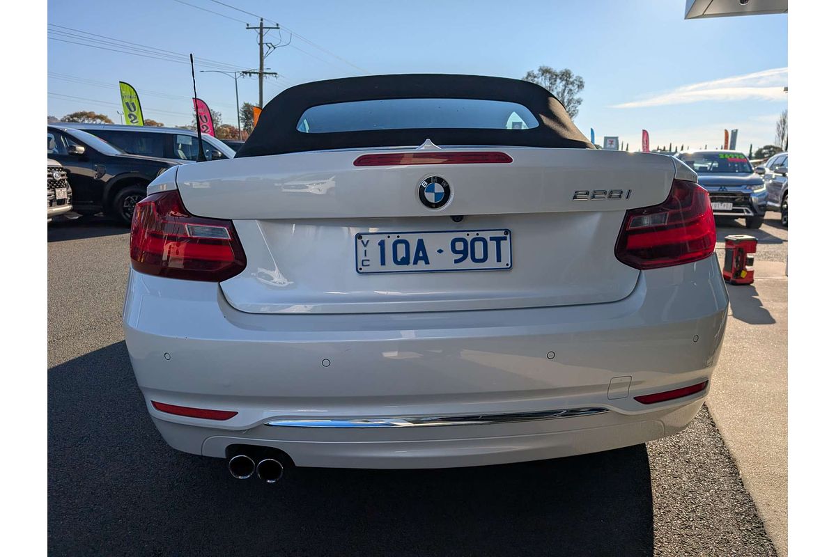 2015 BMW 2 Series 228i Luxury Line F23