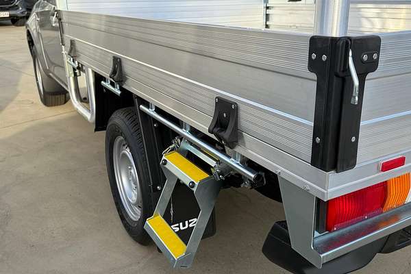 2025 Isuzu D-MAX SX 4X4