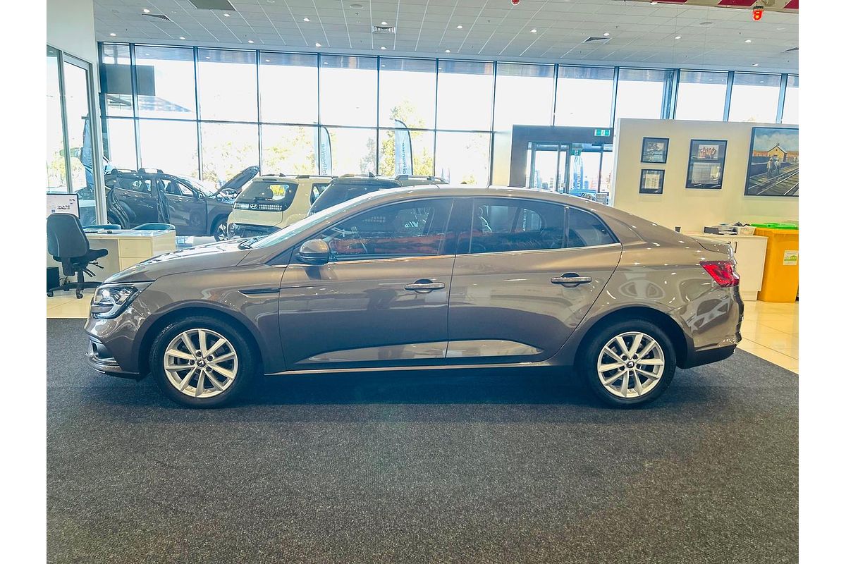 2018 Renault Megane Zen LFF