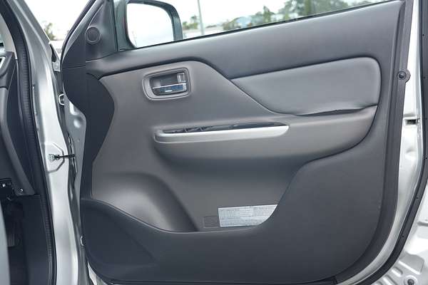 2016 Mitsubishi Triton Exceed MQ 4X4