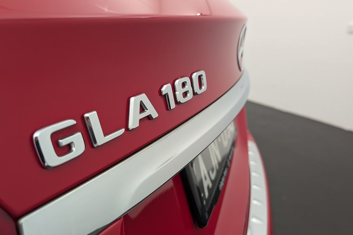 2016 Mercedes-Benz GLA-Class GLA180 X156