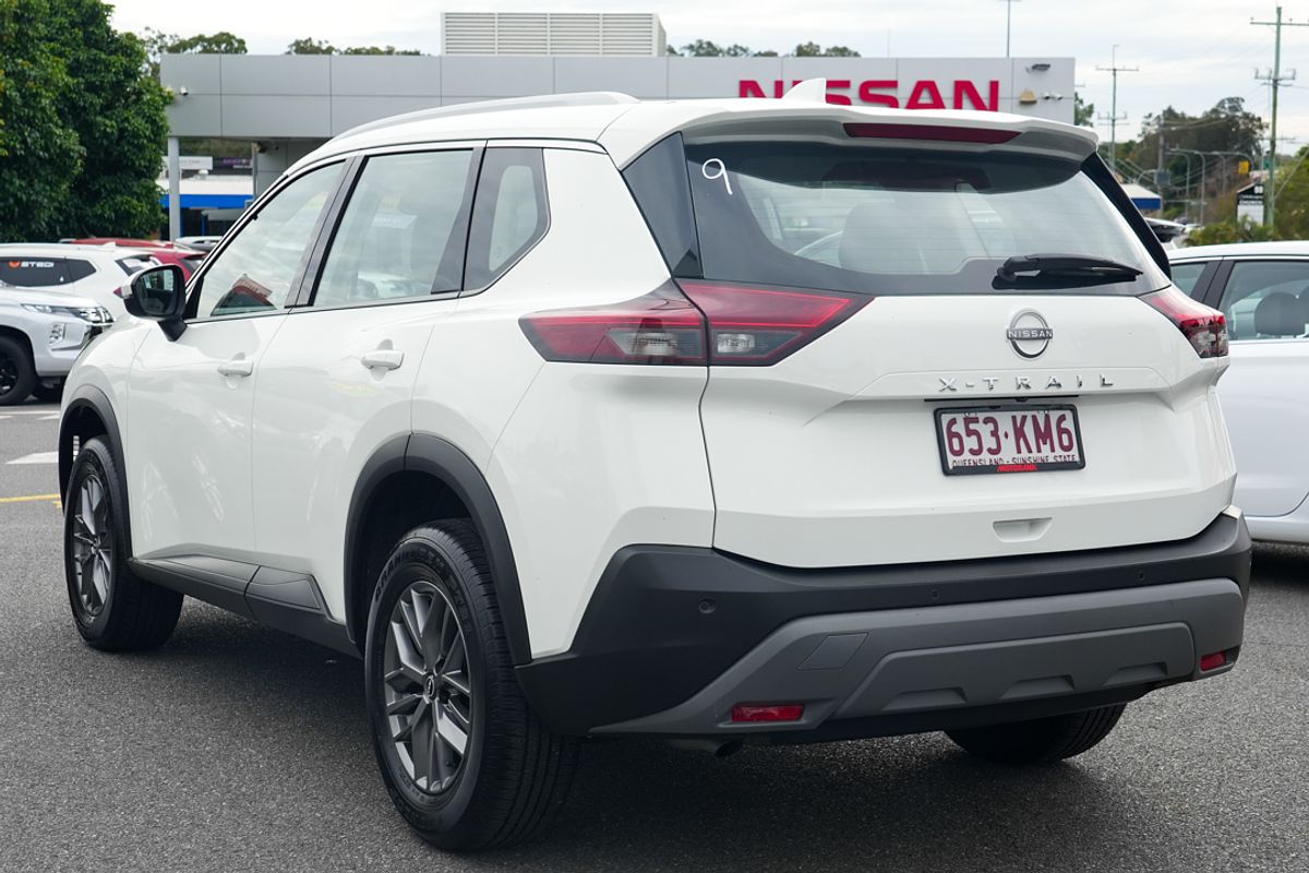 2024 Nissan X-TRAIL ST T33
