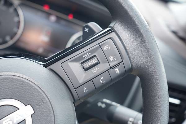2024 Nissan X-TRAIL ST T33