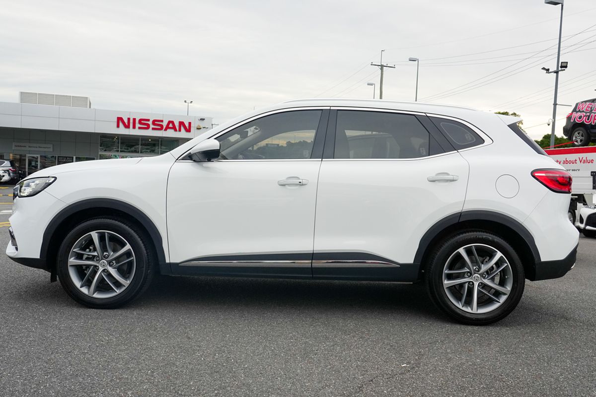 2021 MG HS Essence SAS23