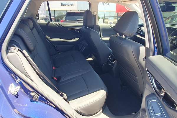 2025 Subaru Outback AWD Touring XT 6GEN