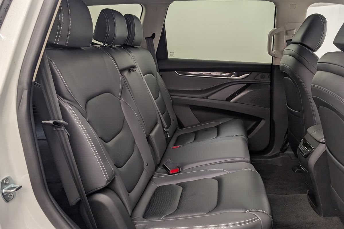 2023 LDV D90 Executive SV9A