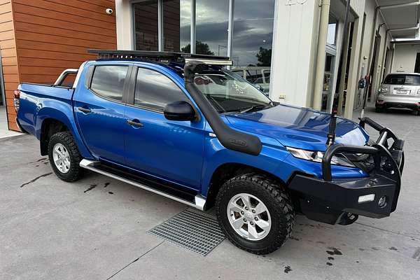 2021 Mitsubishi TRITON GLX + MY21