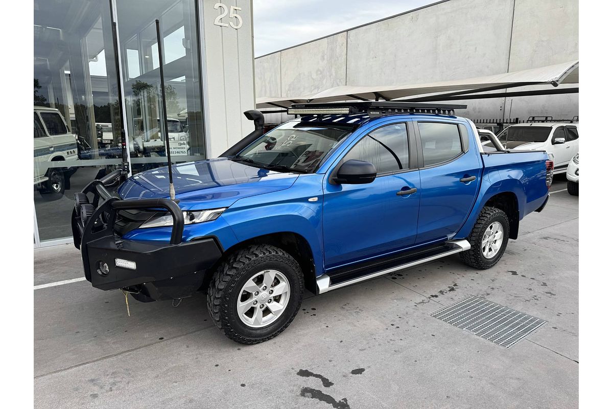 2021 Mitsubishi TRITON GLX + MY21