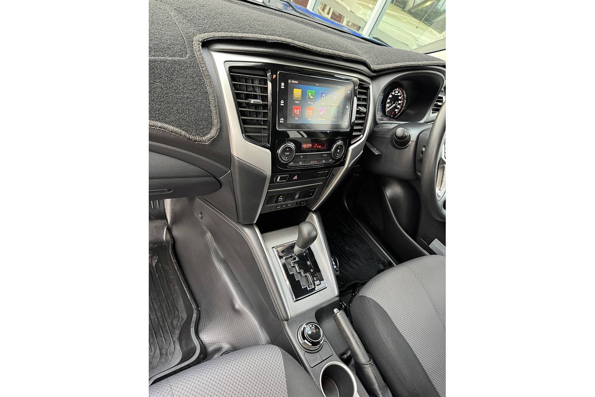 2021 Mitsubishi TRITON GLX + MY21