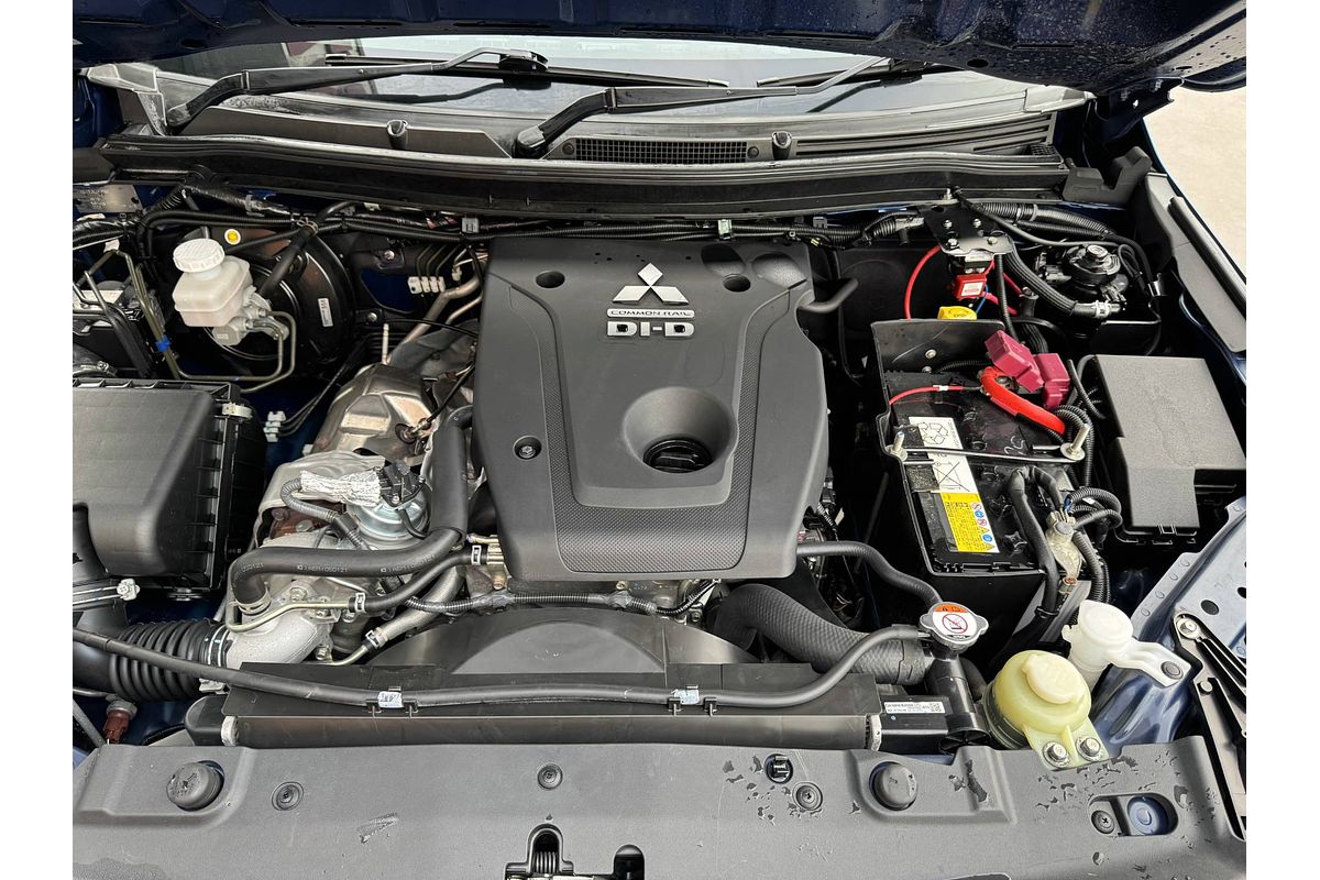 2021 Mitsubishi TRITON GLX + MY21