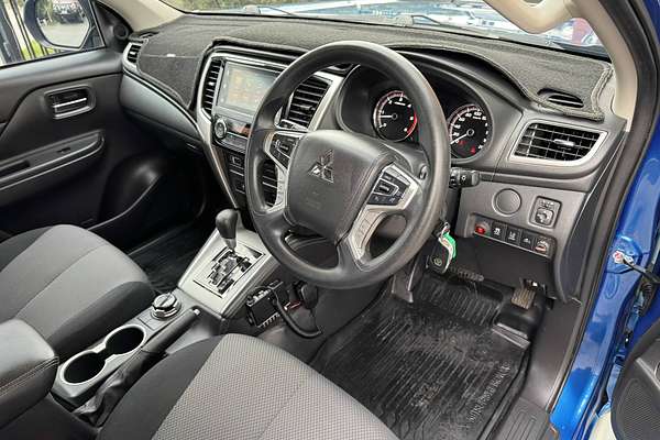 2021 Mitsubishi TRITON GLX + MY21