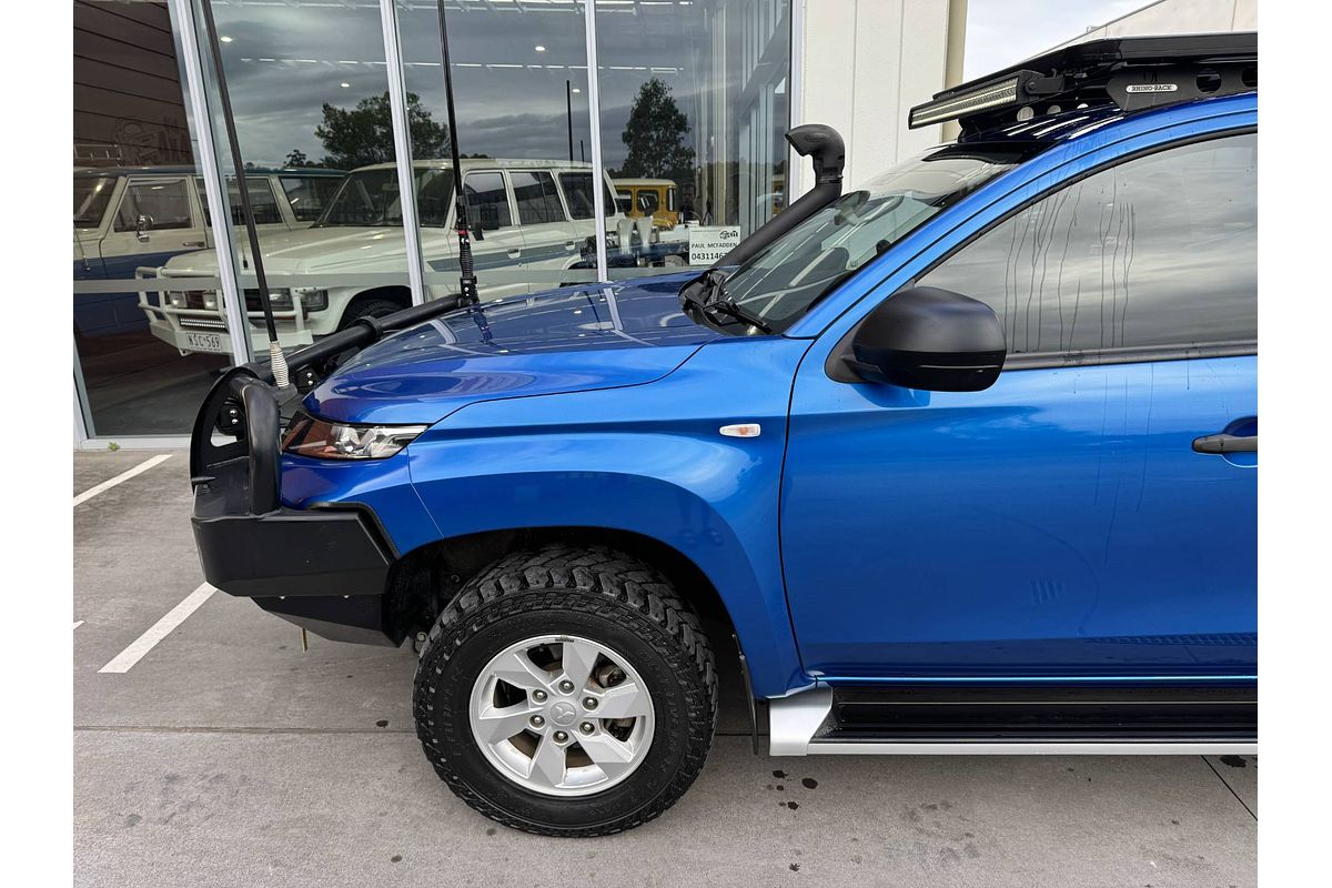 2021 Mitsubishi TRITON GLX + MY21