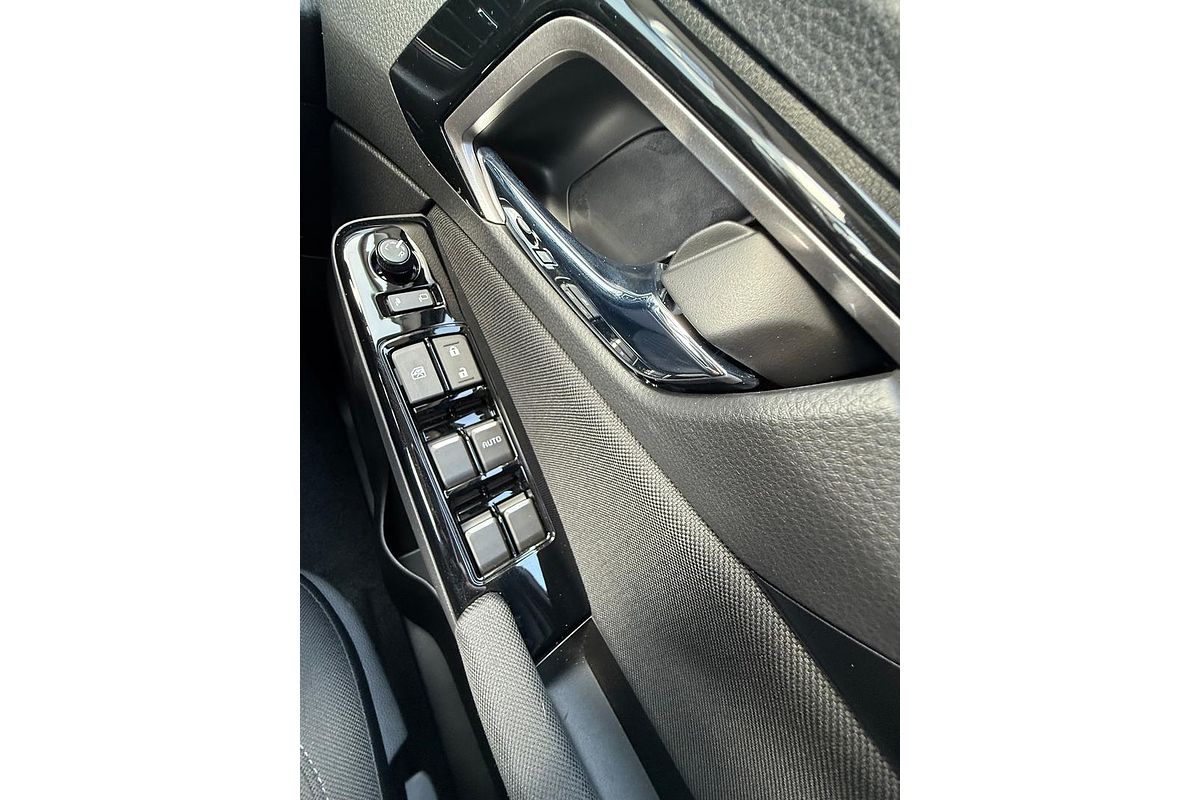 2025 Isuzu MU-X LS-U