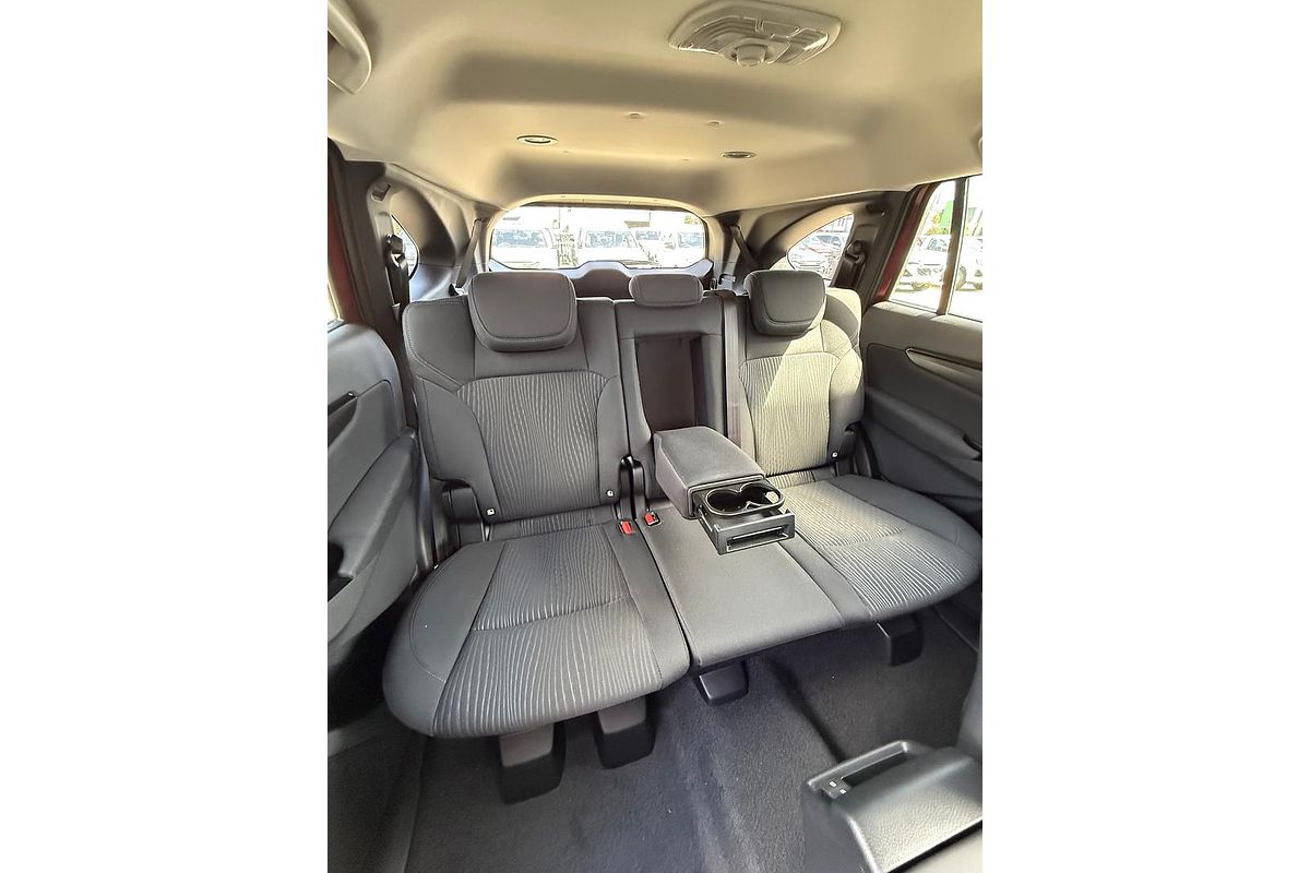 2025 Isuzu MU-X LS-U