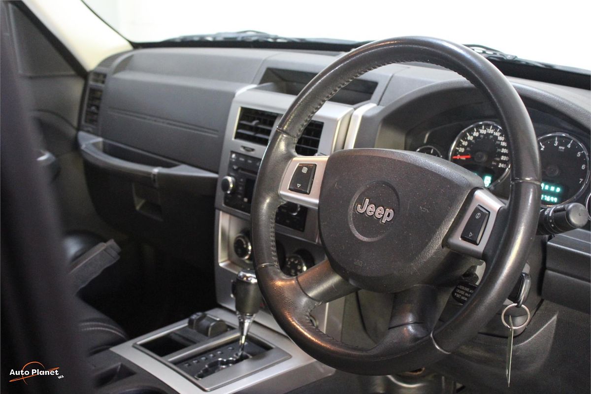 2010 Jeep CHEROKEE LIMITED (4x4) KK