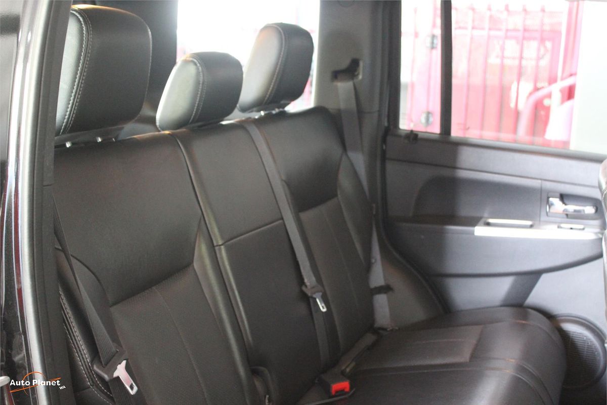 2010 Jeep CHEROKEE LIMITED (4x4) KK