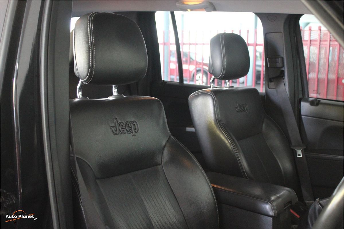 2010 Jeep CHEROKEE LIMITED (4x4) KK