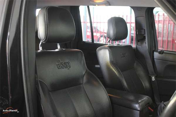 2010 Jeep CHEROKEE LIMITED (4x4) KK