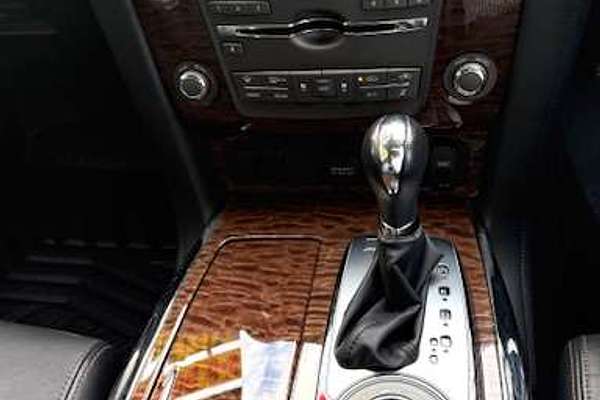 2019 Nissan Patrol Ti Y62 Series 5