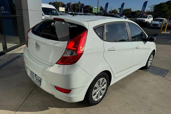 2014 Hyundai Accent Active RB2