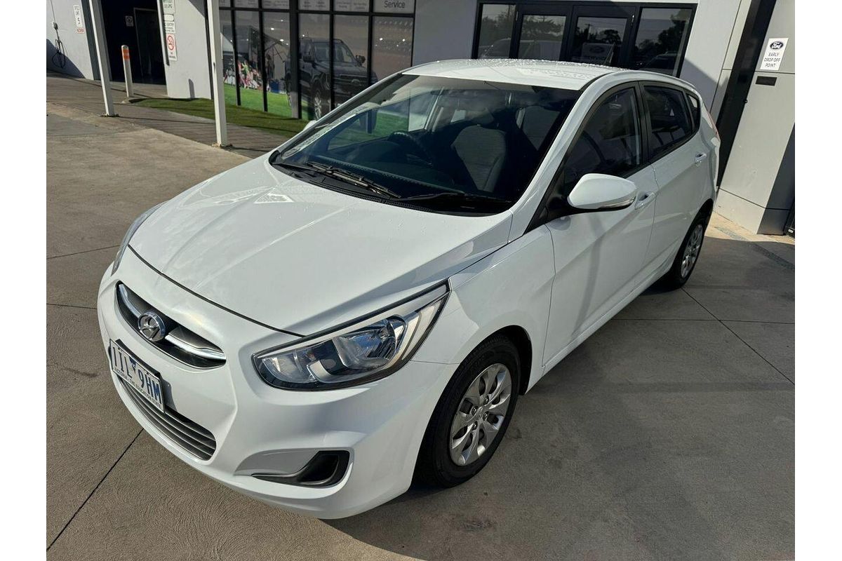 2014 Hyundai Accent Active RB2