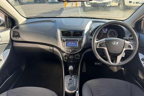 2014 Hyundai Accent Active RB2