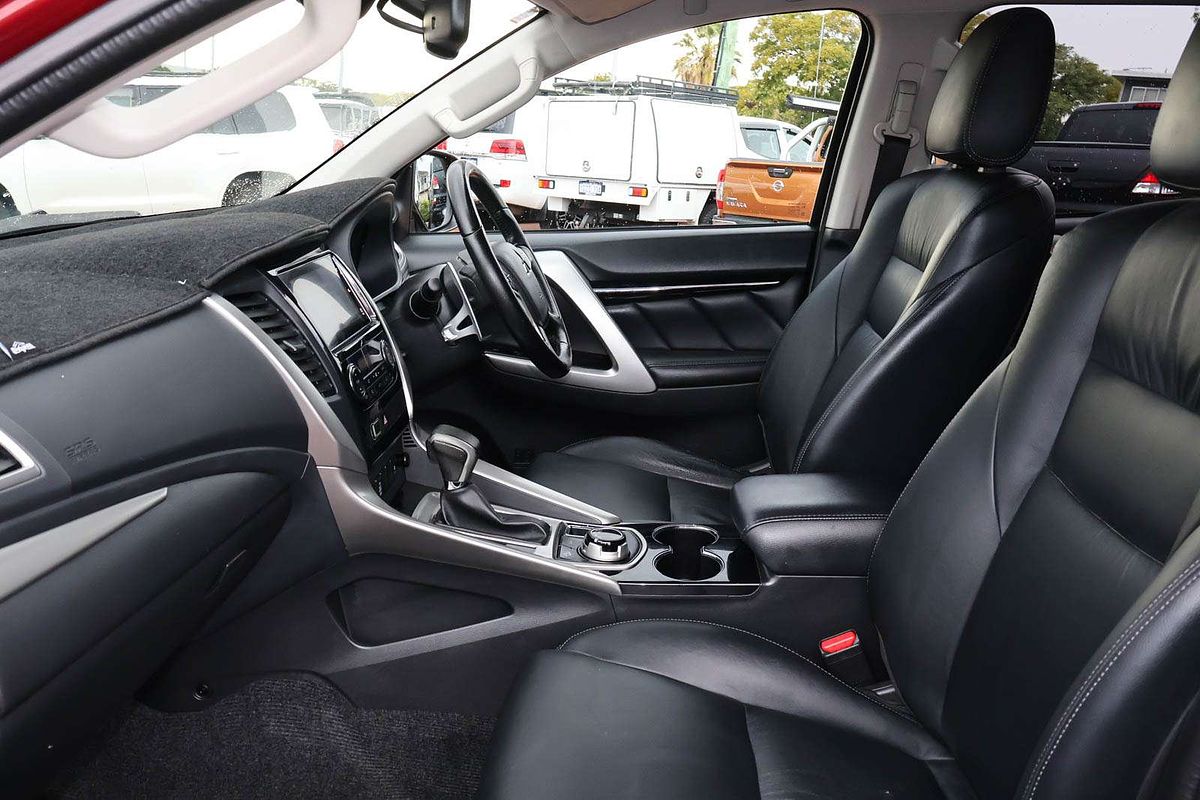 2016 Mitsubishi Pajero Sport GLS QE