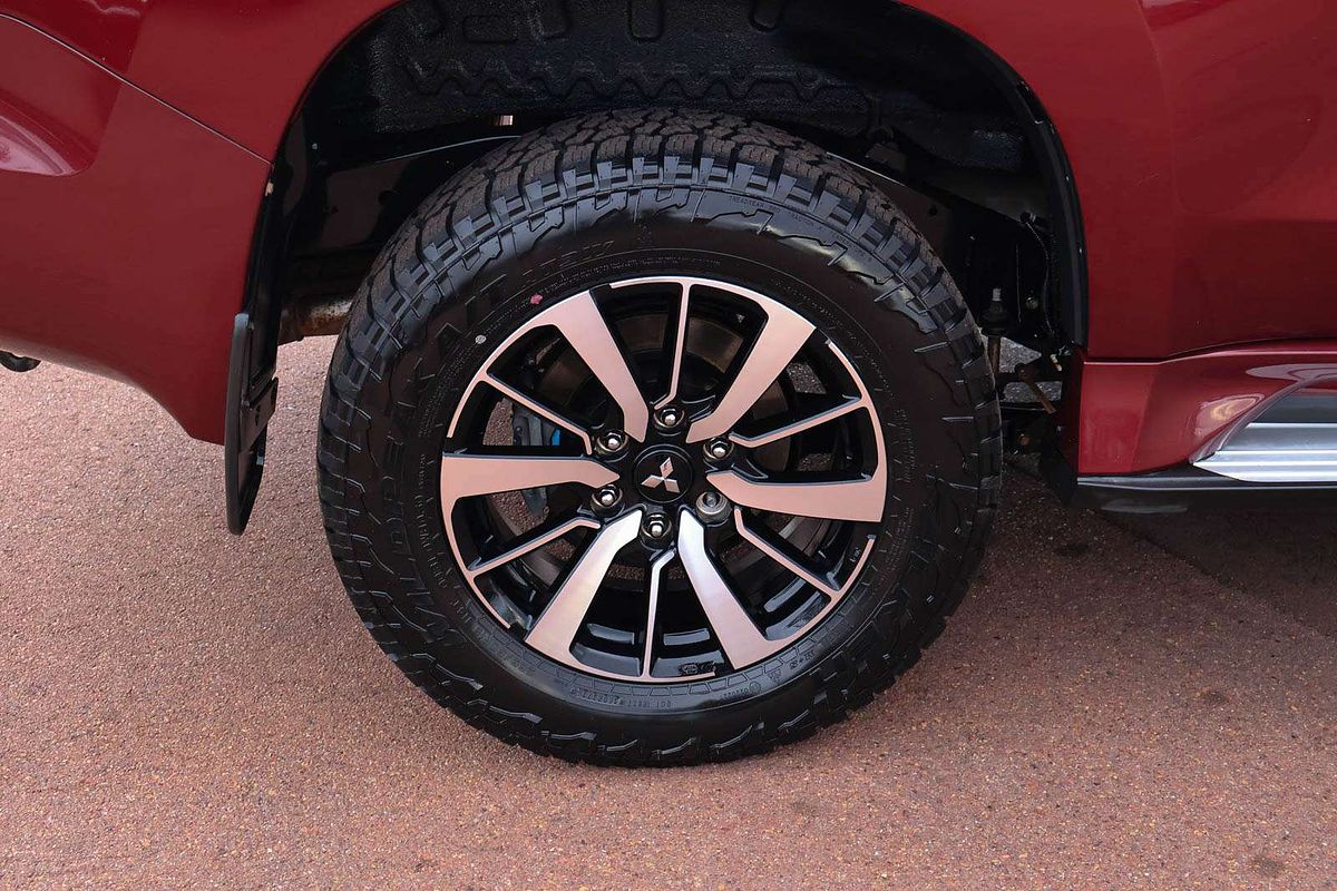 2016 Mitsubishi Pajero Sport GLS QE