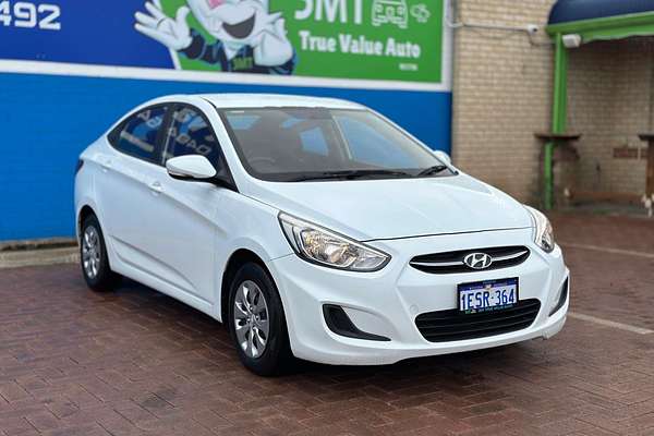 2015 Hyundai Accent Active RB2