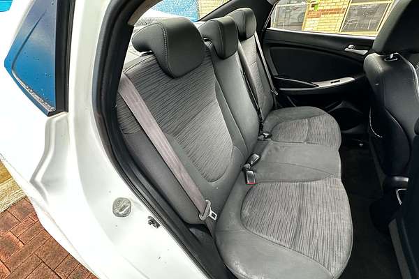 2015 Hyundai Accent Active RB2