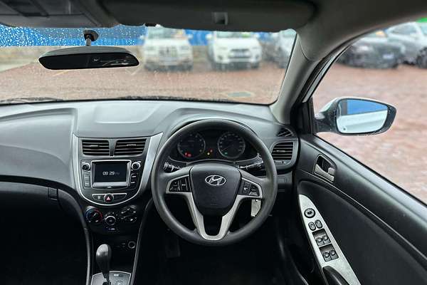 2015 Hyundai Accent Active RB2