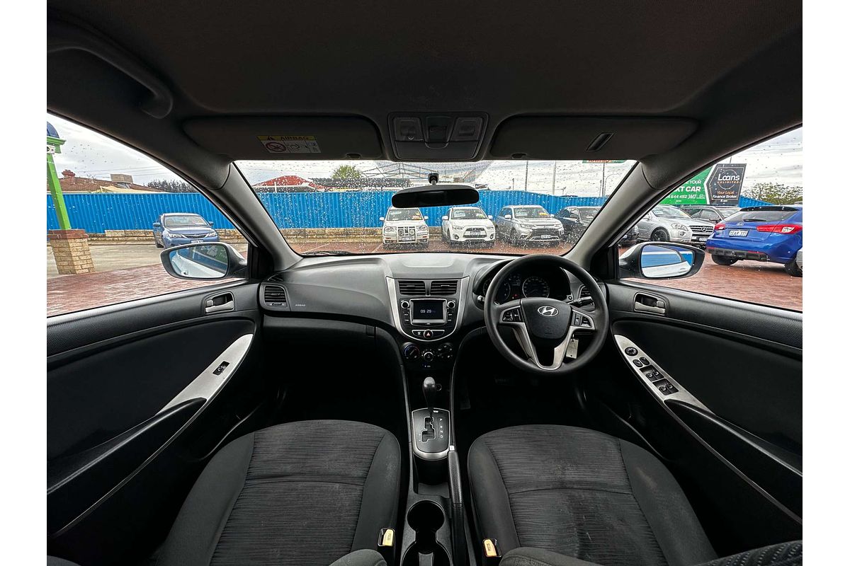 2015 Hyundai Accent Active RB2