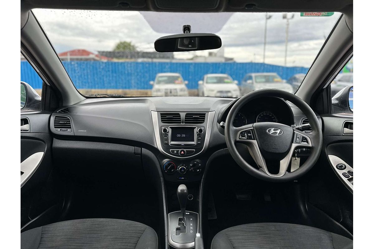 2015 Hyundai Accent Active RB2