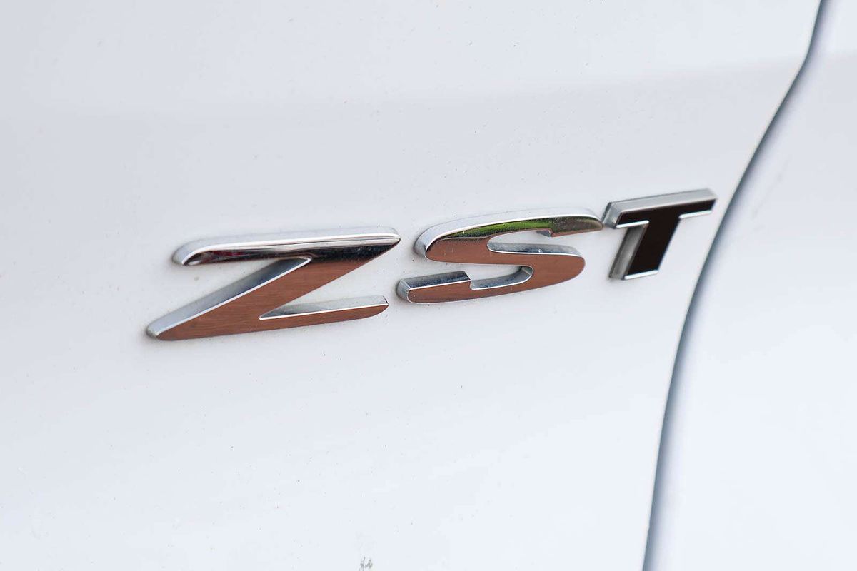 2023 MG ZST Core