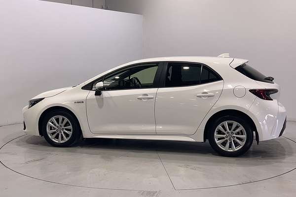 2023 Toyota Corolla SX Hybrid ZWE219R