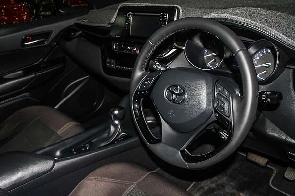 2018 Toyota C-HR NGX10R