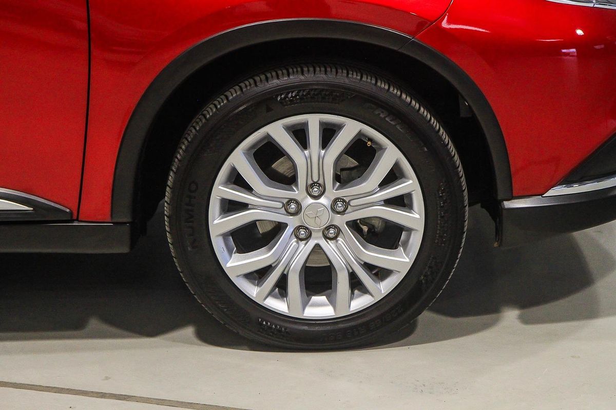 2020 Mitsubishi Outlander ES ZL