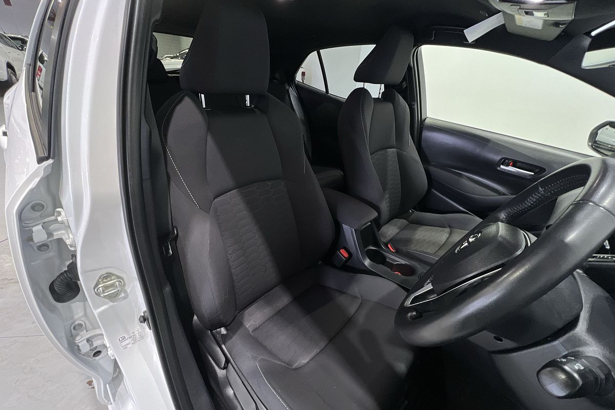 2023 Toyota Corolla SX Hybrid ZWE219R
