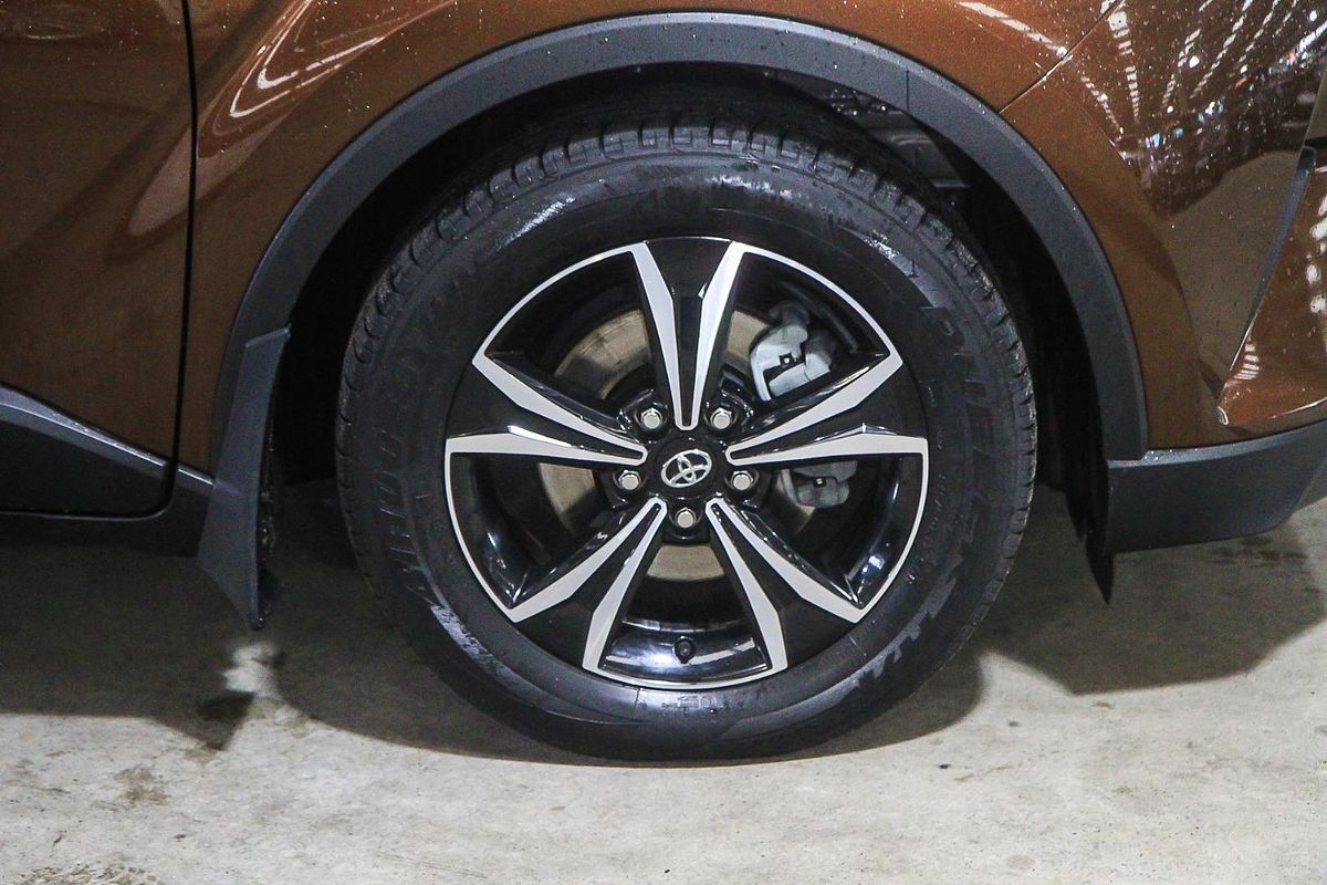 2018 Toyota C-HR NGX10R