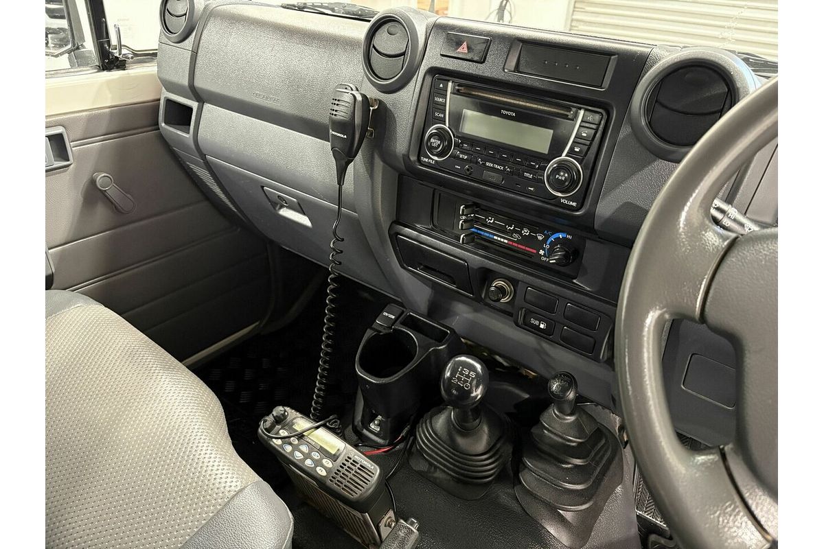 2013 Toyota Landcruiser Workmate Troopcarrier VDJ78R