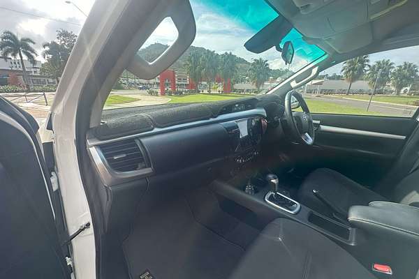 2019 Toyota Hilux SR5 GUN126R 4X4