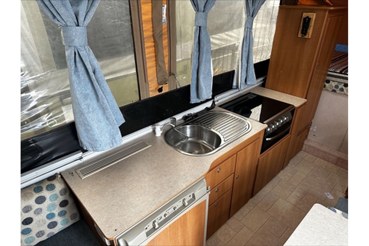 2007 Jayco SWAN CAMPER TRAILER OUTBACK
