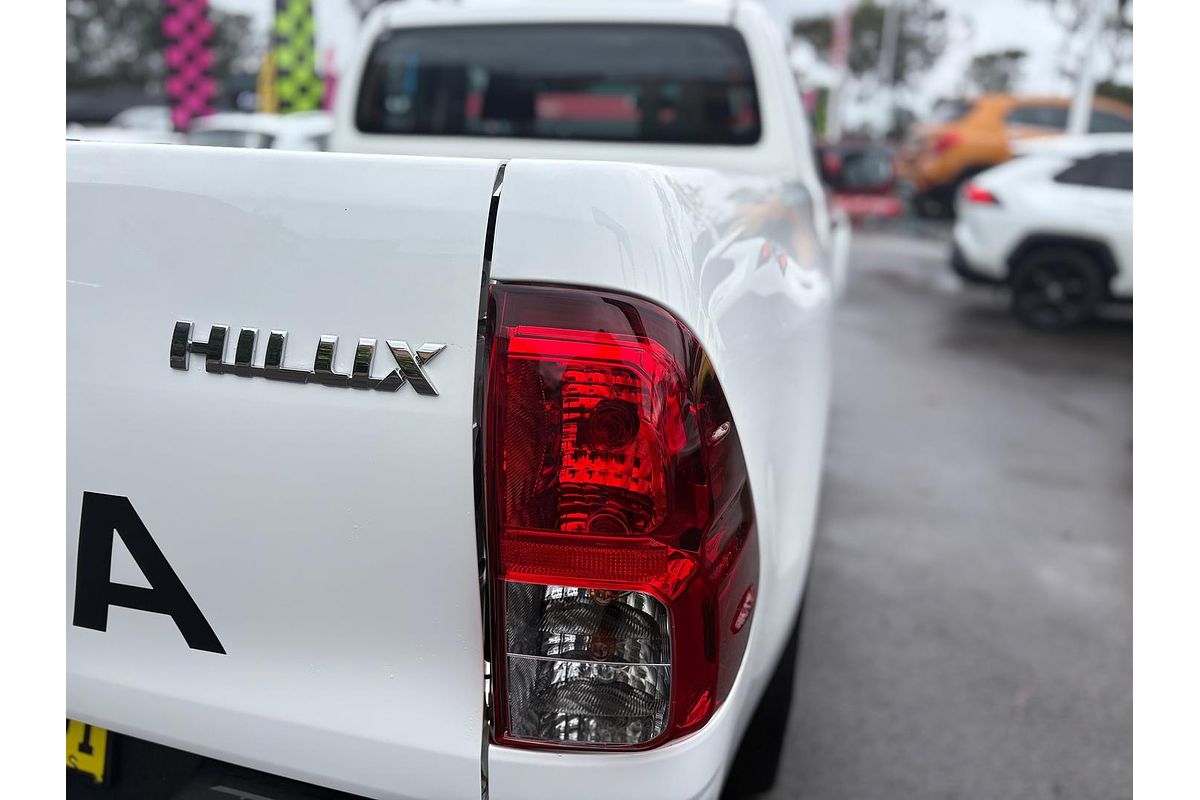 2018 Toyota Hilux Workmate GUN125R 4X4