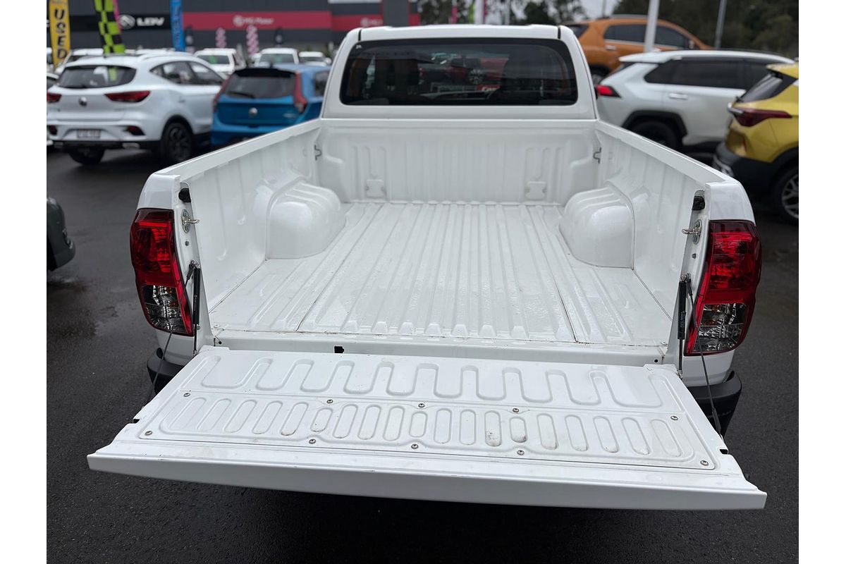 2018 Toyota Hilux Workmate GUN125R 4X4