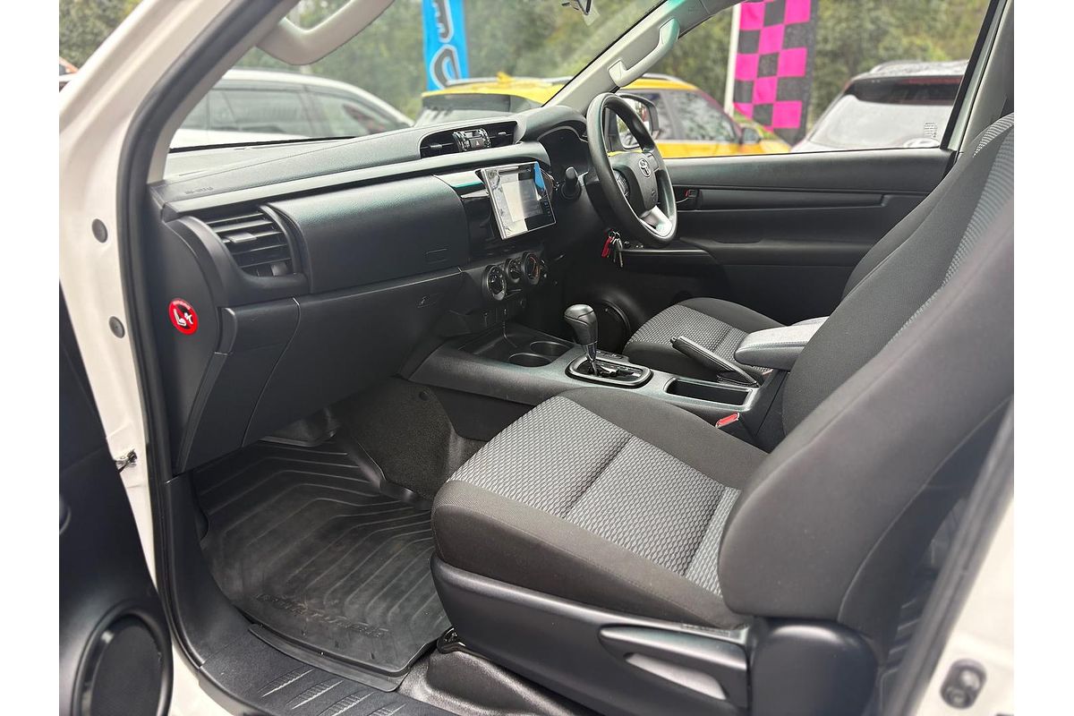 2018 Toyota Hilux Workmate GUN125R 4X4