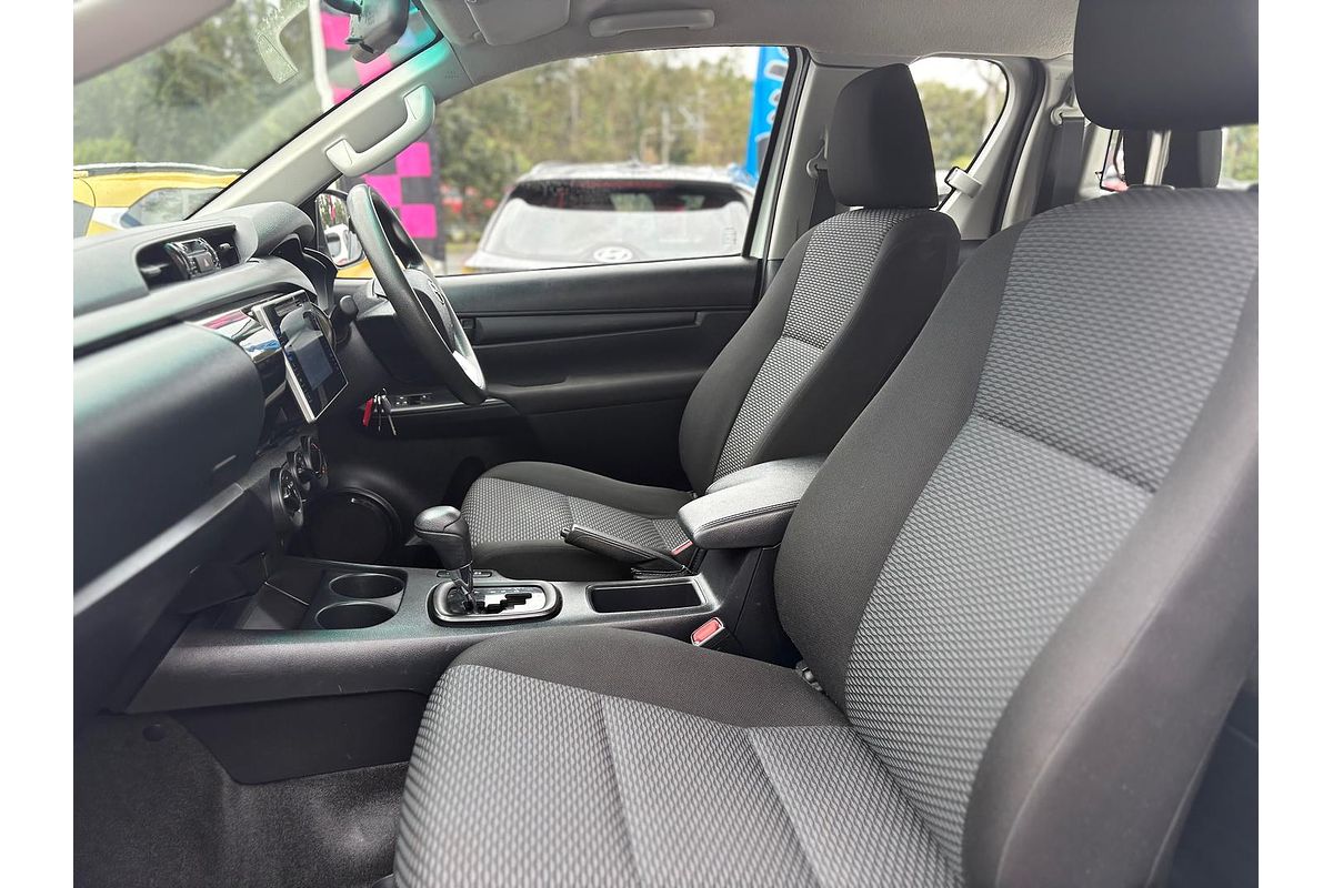 2018 Toyota Hilux Workmate GUN125R 4X4