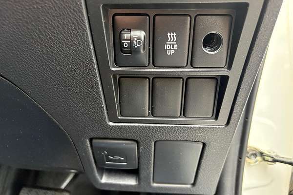 2018 Toyota Hilux Workmate GUN125R 4X4